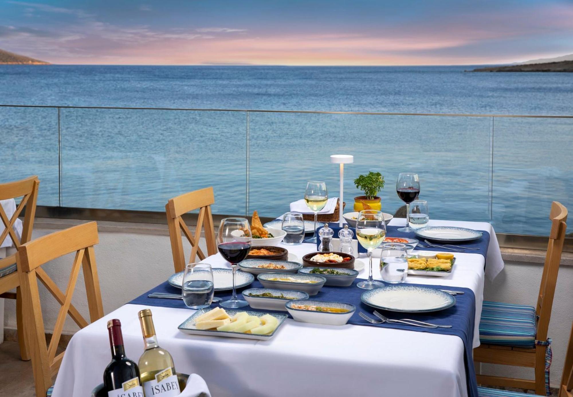 Holiday Inn Resort Bodrum By Ihg Esterno foto