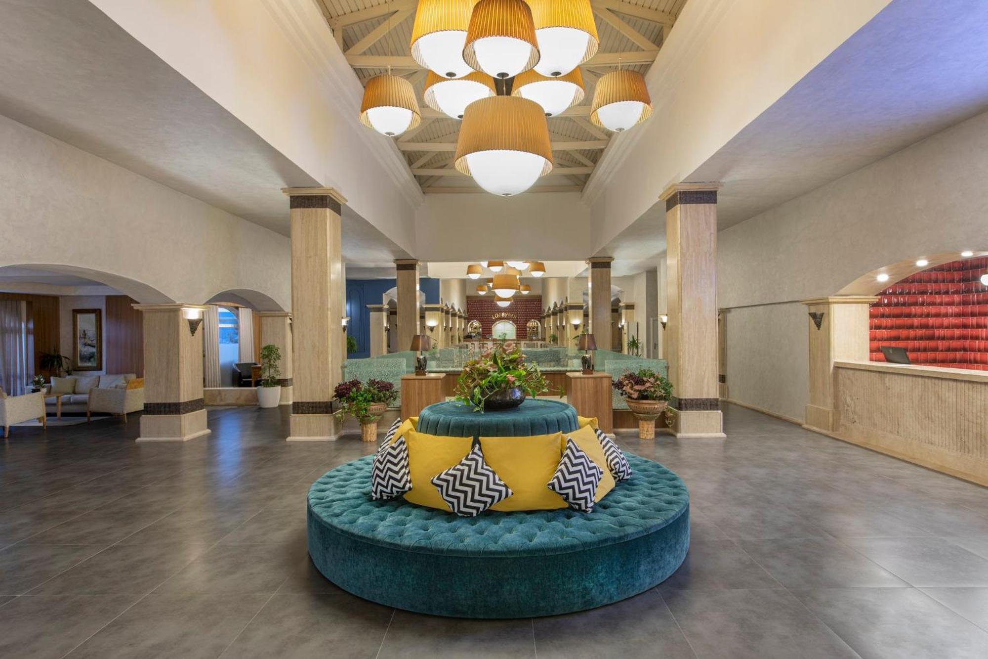 Holiday Inn Resort Bodrum By Ihg Esterno foto